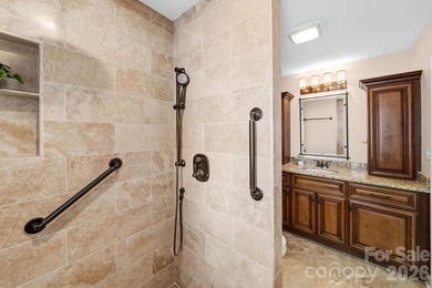 Welcome to a rare waterfront retreat in the highly sought-after - photo 19