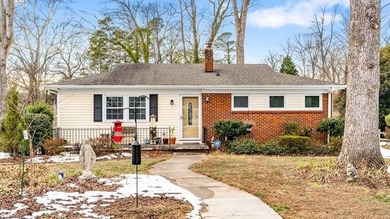 High Point Lake Home For Sale in Jamestown North Carolina