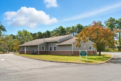 Updated Private Retreat in Cedar Glen Homes Looking for a - photo 22