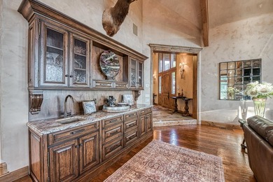 This extraordinary mountain estate with breathtaking 360 degree - photo 26
