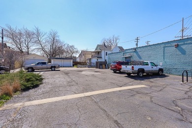 Fantastic opportunity to own a building in the heart of the - photo 6