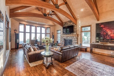 This extraordinary mountain estate with breathtaking 360 degree - photo 28