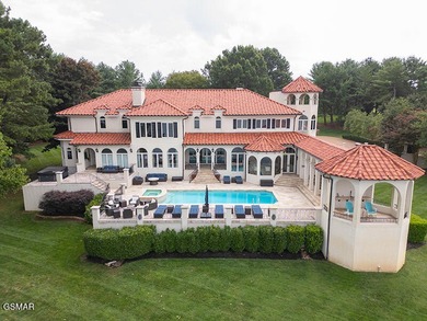 Spectacular Lakefront Retreat in Knoxville, TN Discover one of - photo 8