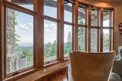 This extraordinary mountain estate with breathtaking 360 degree - photo 29