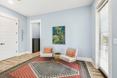 Welcome to your dream retreat, nestled in the serene community - photo 30