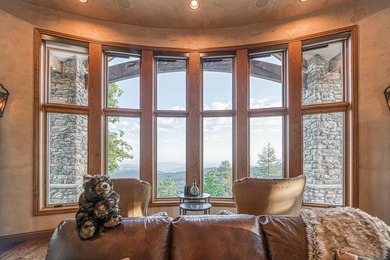This extraordinary mountain estate with breathtaking 360 degree - photo 30