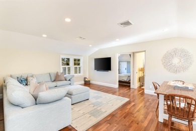 Exquisite Waterfront Estate in Exclusive Oyster Harbors: - photo 32