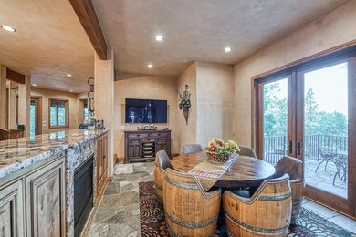 This extraordinary mountain estate with breathtaking 360 degree - photo 34
