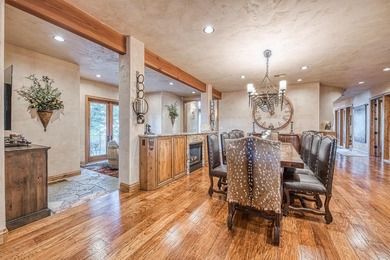 This extraordinary mountain estate with breathtaking 360 degree - photo 38