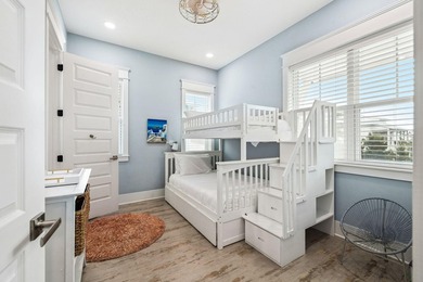 Welcome to your dream retreat, nestled in the serene community - photo 40