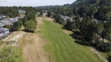 Set along the scenic community of Ocean Dunes, this custom - photo 40