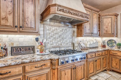 This extraordinary mountain estate with breathtaking 360 degree - photo 45