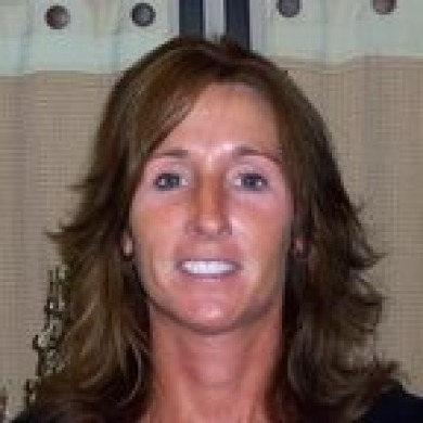 Laurie  Hayes-Hagstrom  with On The Move Realty LLC in CT advertising on LakeHouse.com