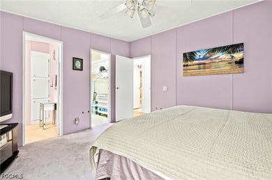 Welcome to this beautifully maintained, move-in-ready home - photo 12