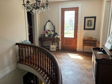 Dreams Do Come True Here! A large Victorian with a garage apt & - photo 14