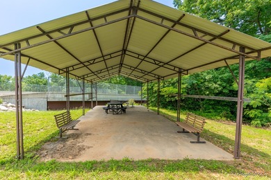 4 Cabins on roughly 2.5 acres adjoining the Warm Fork River and - photo 15