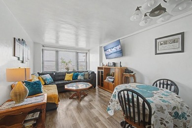 Beachfront Living at The Warwick - Beautiful 1BR/1BA in great - photo 5