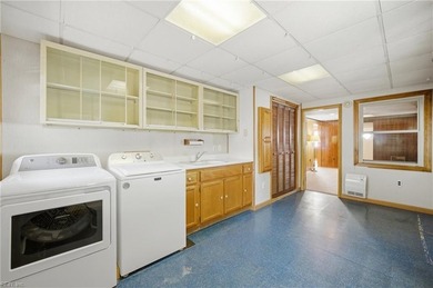 Meticulously maintained 2-story home in sought-after Poplar - photo 16