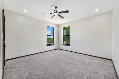 Discover modern living in this beautifully designed 4-bedroom, 2 - photo 17