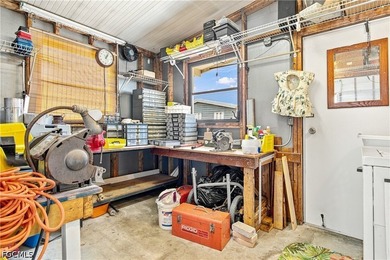 Welcome to this beautifully maintained, move-in-ready home - photo 19