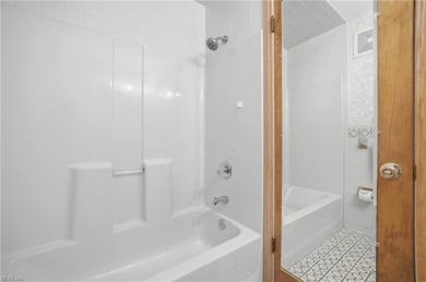 Meticulously maintained 2-story home in sought-after Poplar - photo 20
