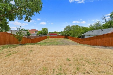 Discover modern living in this beautifully designed 4-bedroom, 2 - photo 25