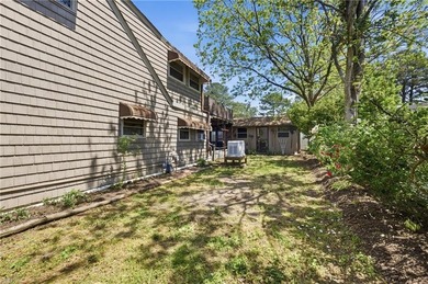 Meticulously maintained 2-story home in sought-after Poplar - photo 42