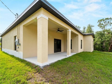 One or more photo(s) has been virtually staged. Tile throughout - photo 44