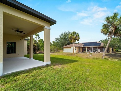 One or more photo(s) has been virtually staged. Tile throughout - photo 45