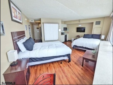 DIRECT OCEANFRONT ATLANTIC PALACE UNIT!! Enjoy incredible - photo 6
