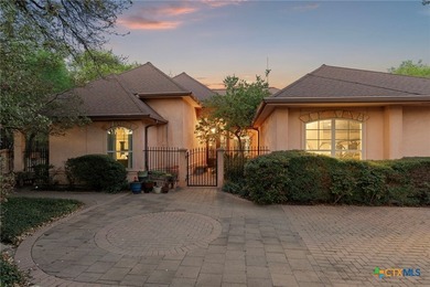 (private lake, pond, coastal) Home For Sale in Kingsbury Texas