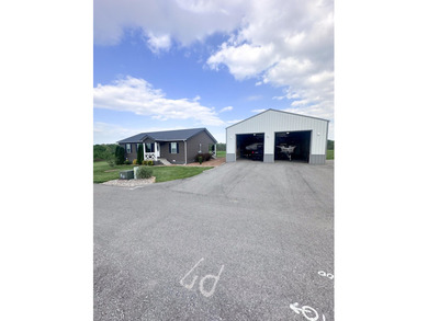 If you've been looking for a clean, move-in ready place that's - photo 3