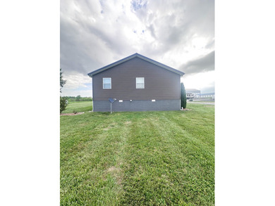 If you've been looking for a clean, move-in ready place that's - photo 5