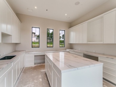 Luxury Estate Opportunity. Private Lake Views. Guest House + - photo 6