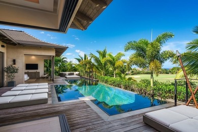 Set behind the gates of Wailea Golf Estates, this like-new - photo 4