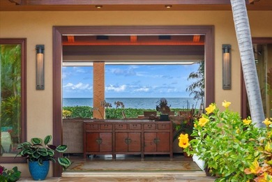 One-of-a-Kind Keawakapu Beachfront Estate in one of Maui's most - photo 2