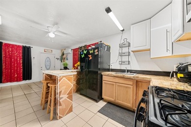 This adorable home is perfect for first time buyers, investors - photo 13