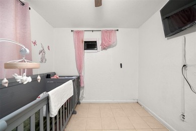 This adorable home is perfect for first time buyers, investors - photo 21