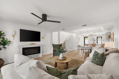 Located in Mariners Cove Club on Hilton Head Island with direct - photo 1
