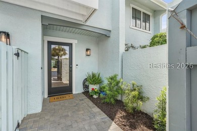 Located in Mariners Cove Club on Hilton Head Island with direct - photo 2