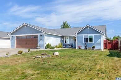Beautifully maintained 2014-built home in a convenient Port - photo 39