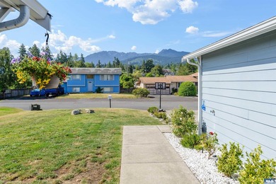 Beautifully maintained 2014-built home in a convenient Port - photo 42
