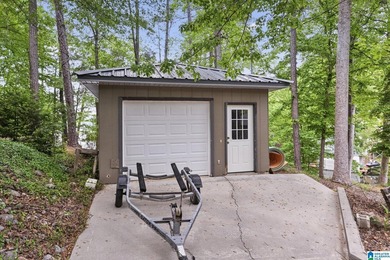 Come experience the quiet luxury of this 3 bedroom, 3 bath - photo 50
