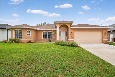 Cape Coral Lakes Area Home For Sale in Cape Coral Florida
