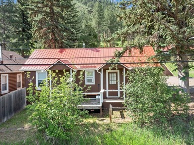 A rare and compelling income property opportunity along the - photo 15