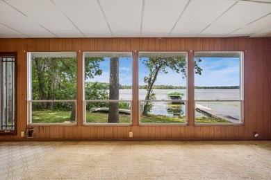 Discover a rare opportunity to own nearly an acre on Lake Julia - photo 5