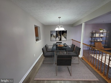 This end unit townhouse features a loft that provides flexible - photo 7