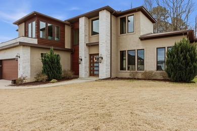 Hurricane Lake Home For Sale in Benton Arkansas