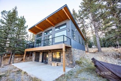 Lake Home For Sale in Duck Creek Village, Utah