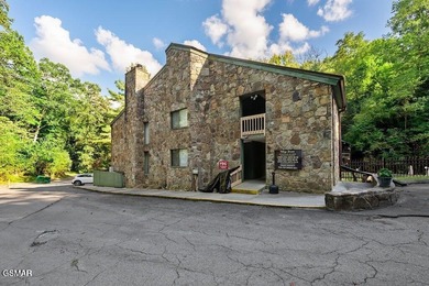 Lake Condo For Sale in Gatlinburg, Tennessee